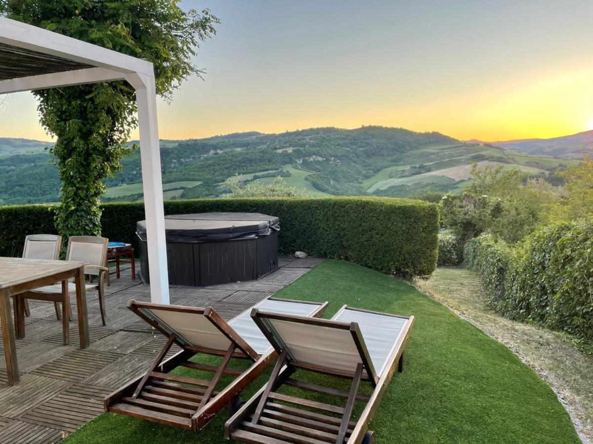 Villa Tamara Country & Spa Suites Montefiore Conca 外观 照片