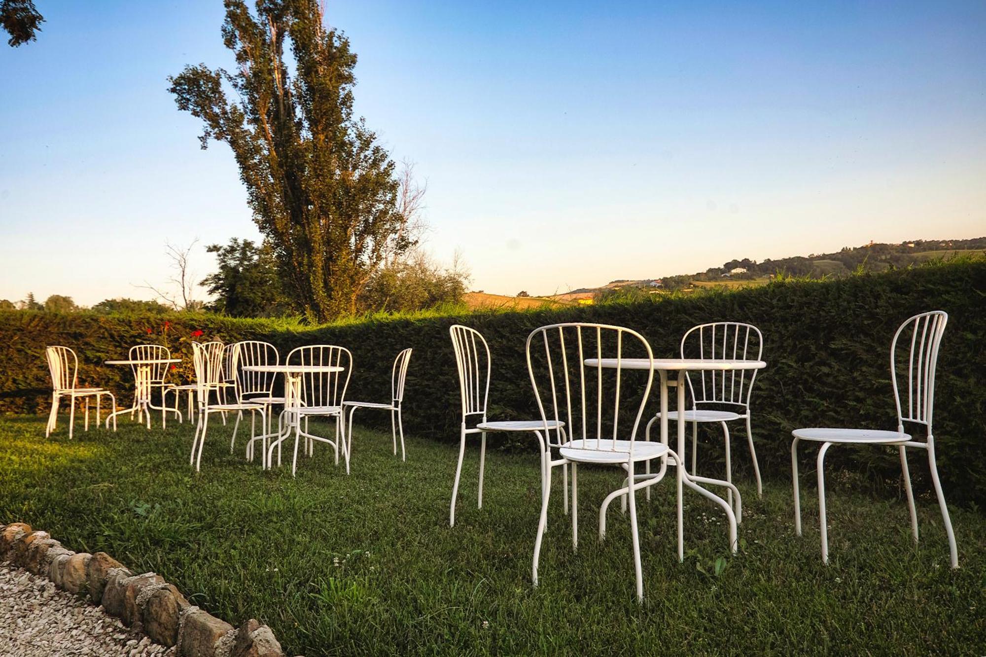 Villa Tamara Country & Spa Suites Montefiore Conca 外观 照片