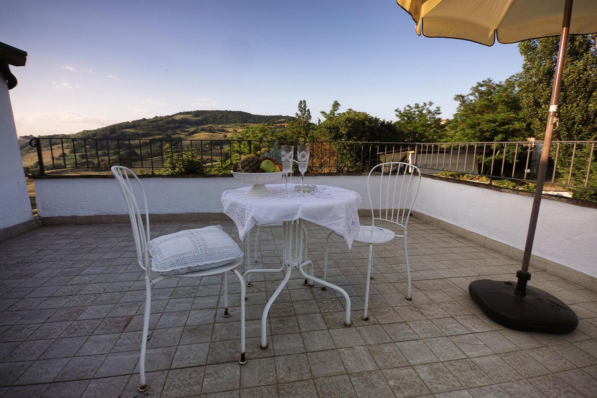 Villa Tamara Country & Spa Suites Montefiore Conca 外观 照片
