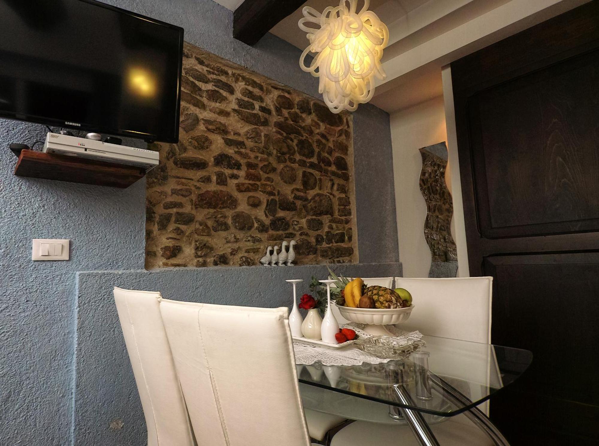 Villa Tamara Country & Spa Suites Montefiore Conca 外观 照片