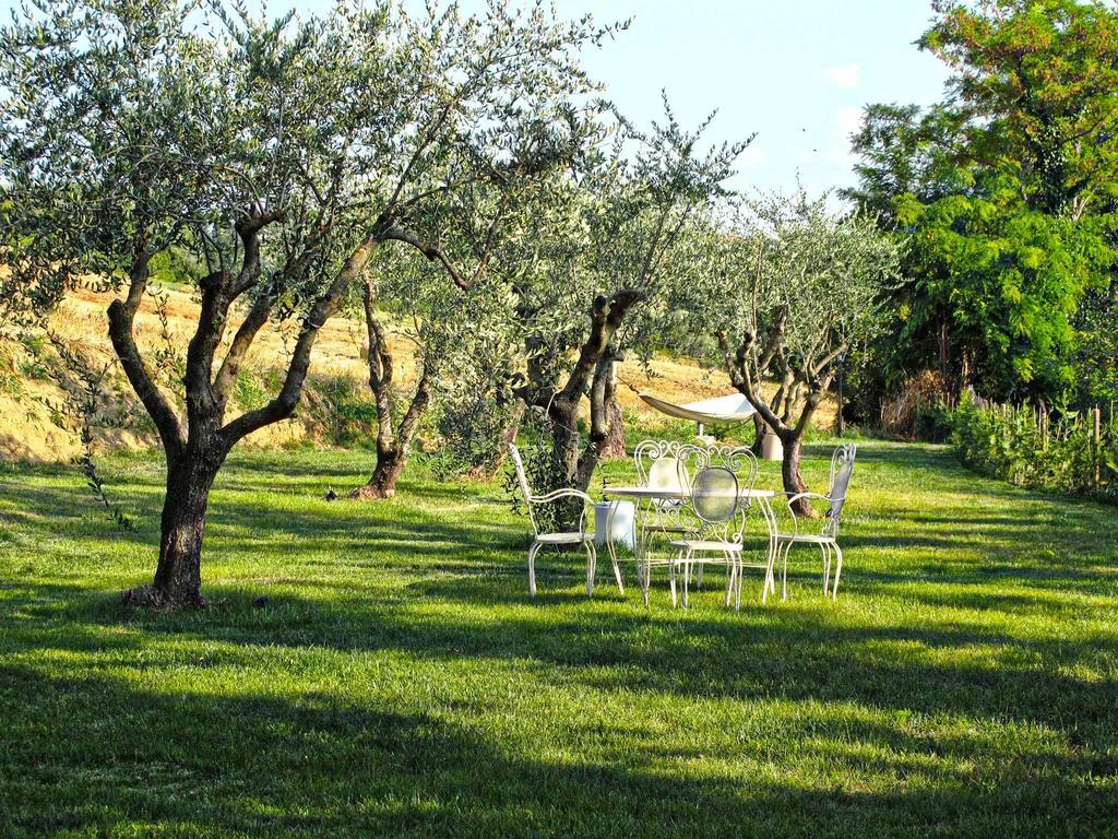 Villa Tamara Country & Spa Suites Montefiore Conca 外观 照片