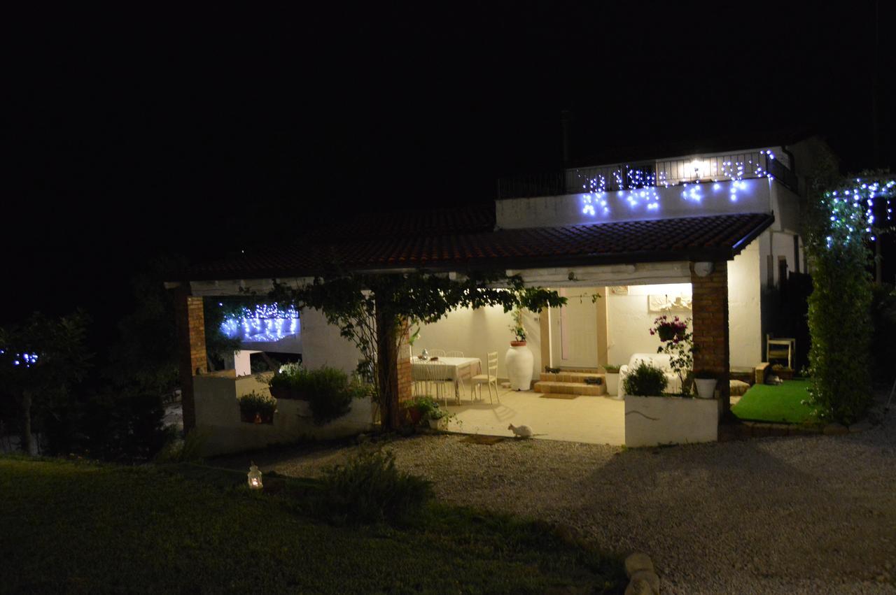 Villa Tamara Country & Spa Suites Montefiore Conca 外观 照片